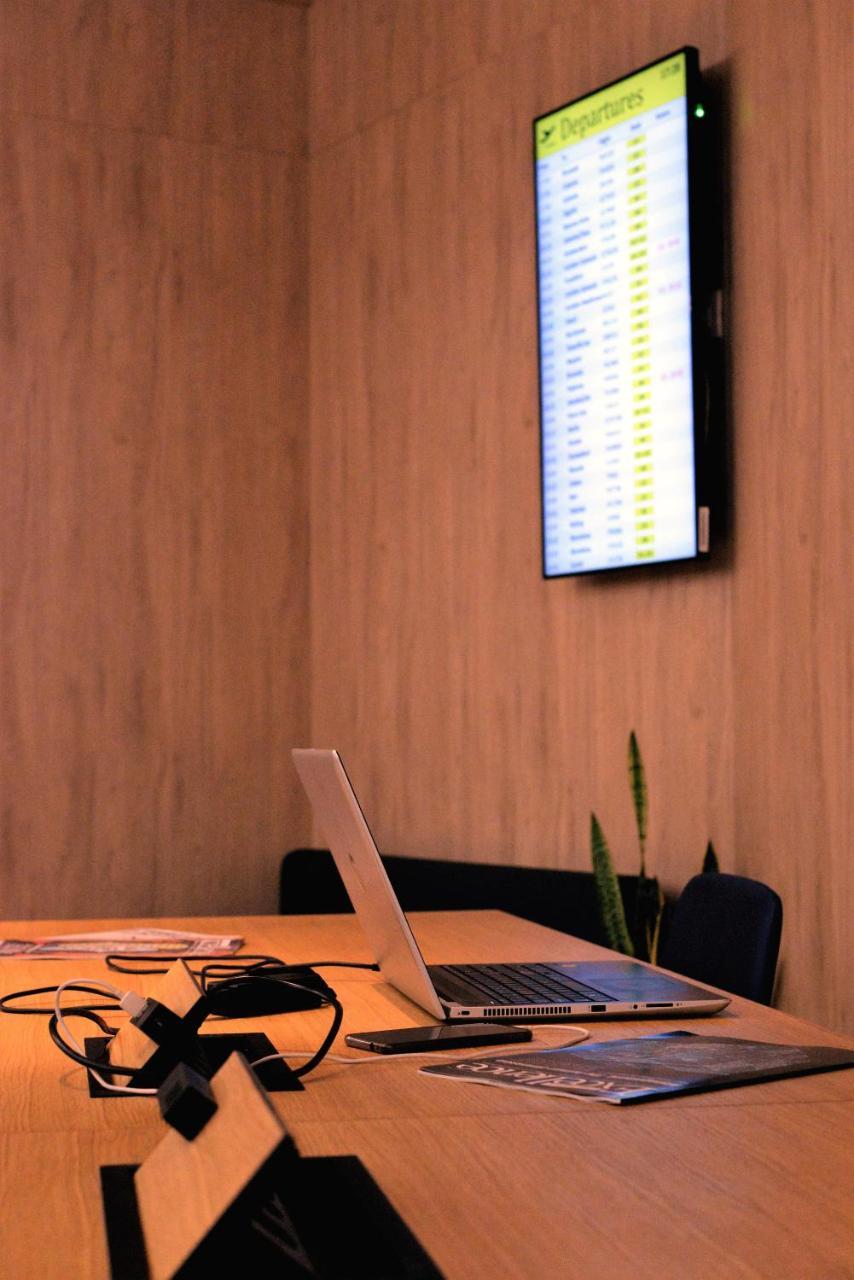 Air Rooms Rome Airport By Hellosky Fiumicino Eksteriør billede